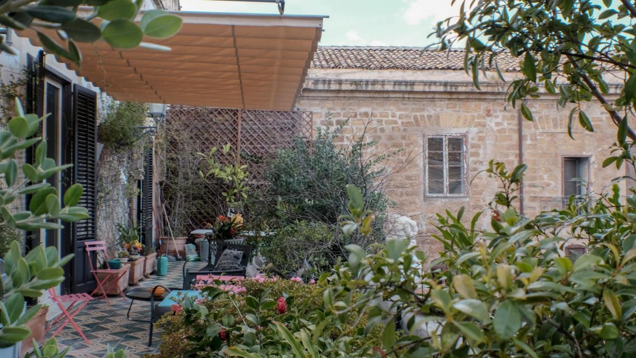 Donna Guia Suite Palermo Zewnętrze zdjęcie