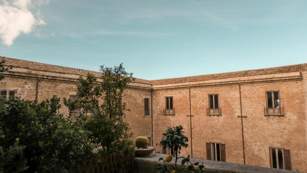 Donna Guia Suite Palermo Zewnętrze zdjęcie