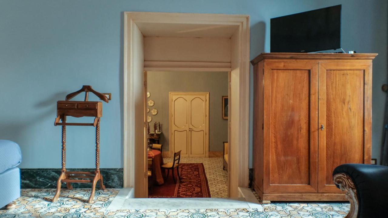 Donna Guia Suite Palermo Zewnętrze zdjęcie