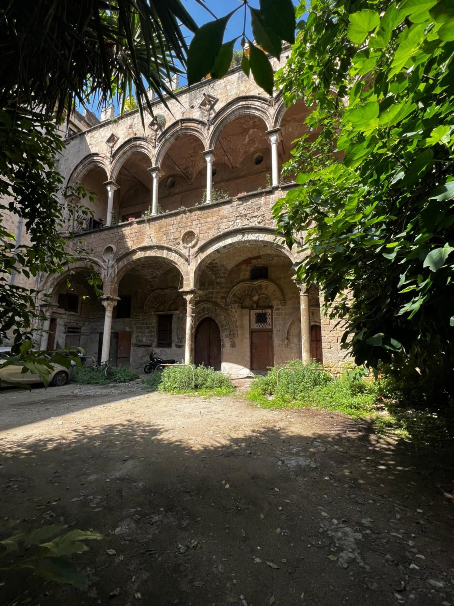 Donna Guia Suite Palermo Zewnętrze zdjęcie